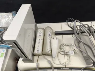 Consola Wii + Wii Fit Plus