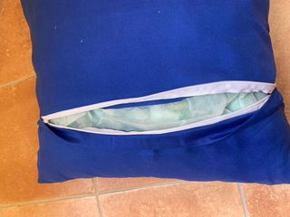 Cuscino decorativo con stampa orsetto romantico