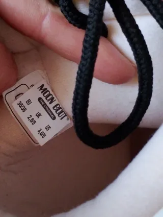 Moon Boot Stivali Bianchi35/38 calzano bene anche