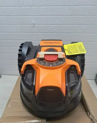 Robot cortacésped LawnMaster VBRM16