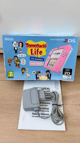 Nintendo 2DS edizione Tomodachi Life