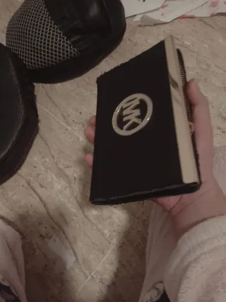 Cartera MK Michael Kors Negra