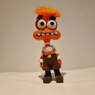 Muñeco tejido a crochet de Ansiedad, Inside out
