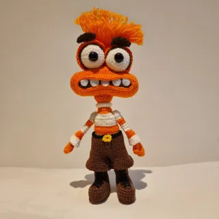 Muñeco tejido a crochet de Ansiedad, Inside out
