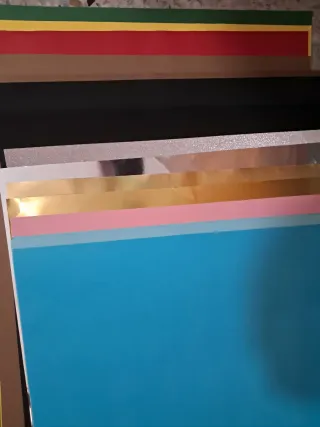 Lote 14 cartulinas de colores 61x65 cm