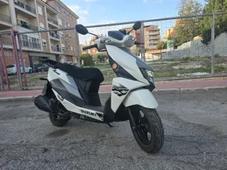Suzuki Avenis 2024 Scooter