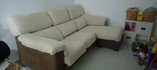 Sofá chaise longue beige y marron tela