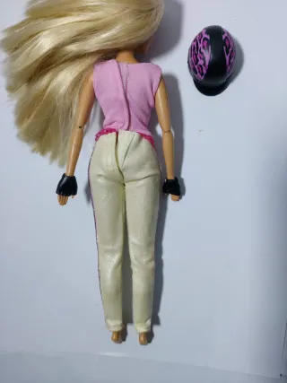 Barbie Jumping Tawny