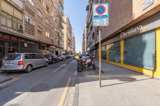 Piso en venta en Camino de Ronda - Rosaleda en Granada