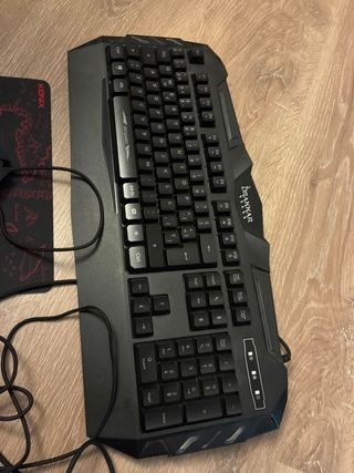 Teclado, Ratón y Alfombrilla Drakkar