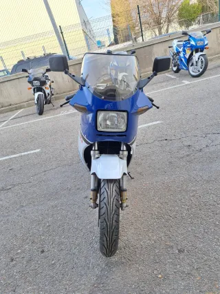 Suzuki RG400