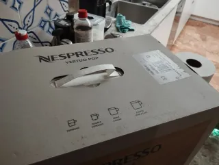 Cafetera Nespresso DeLonghi