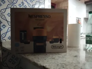 Cafetera Nespresso DeLonghi