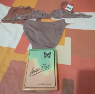 Conjunto lencería beig