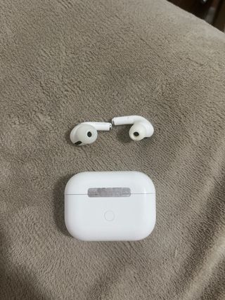 Airpods con almohadillas