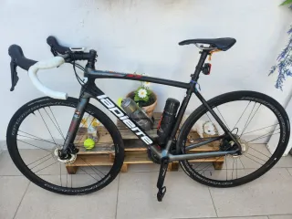 Bici carretera Lapierre Sensium 700 Disc Carbono