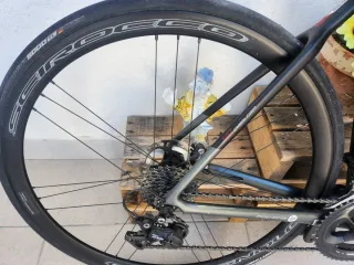 Bici carretera Lapierre Sensium 700 Disc Carbono