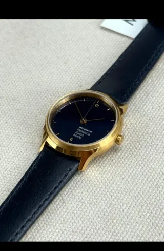 Reloj Mondaine Mujer Azul y Dorado