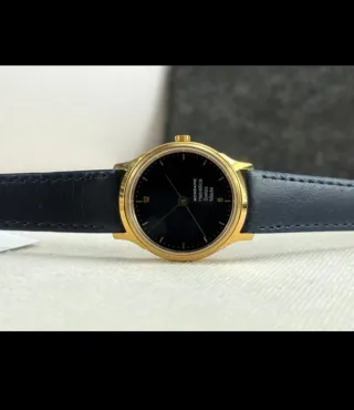 Reloj Mondaine Mujer Azul y Dorado