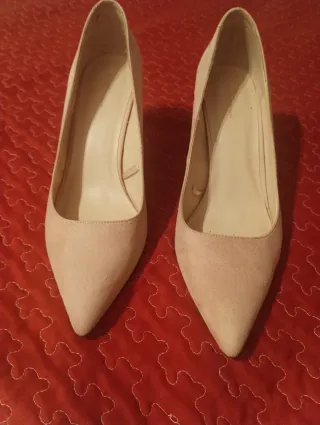 Zapatos de tacón rosa