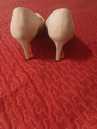 Zapatos de tacón rosa