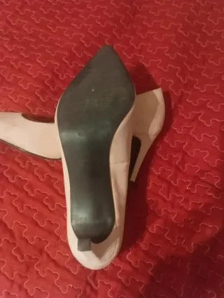 Zapatos de tacón rosa