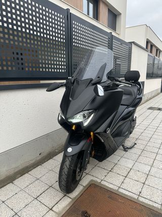Yamaha Tmax 560 Tech max