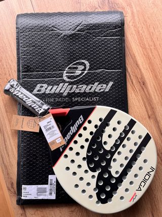 Pala Bullpadel Indiga W26 Nueva