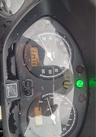 Honda CBF600 Blanca y Negra