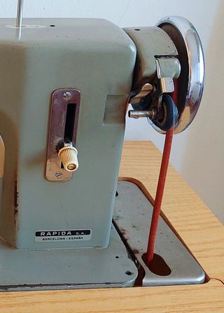 Máquina de coser Wertheim años 60