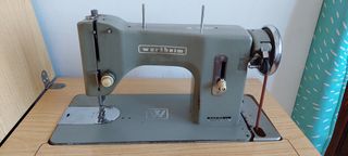 Máquina de coser Wertheim años 60