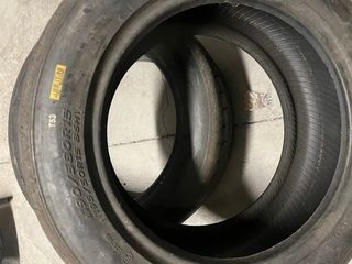 Neumáticos slicks medios Hankook 15”