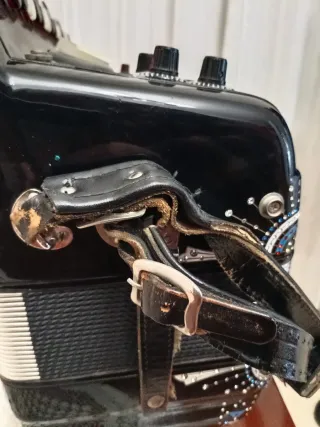 Fisarmonica Moreschi 120 Bassi