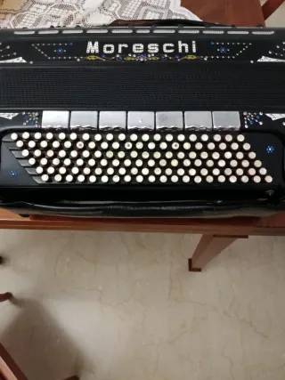 Fisarmonica Moreschi 120 Bassi