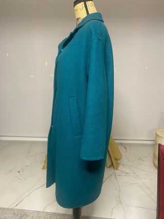 Abrigo de paño verde