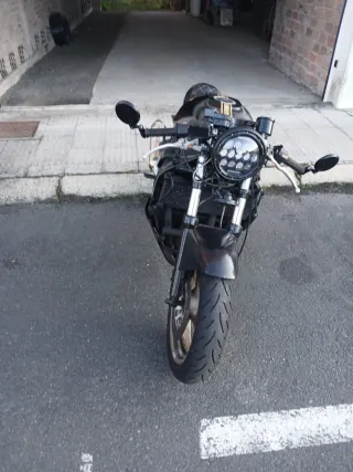 Moto Cafe Racer Homologada Negra/Dorada