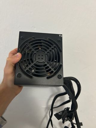 Fuente Alimentación Corsair CV650