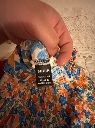 Conjunto Shein Top y Falda Estampado Floral