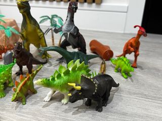 Lote dinosaurios y animales de juguete