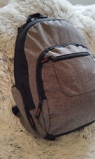 Mochila Runfit Negra y Gris