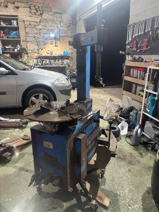 Máquina Montaje Neumáticos