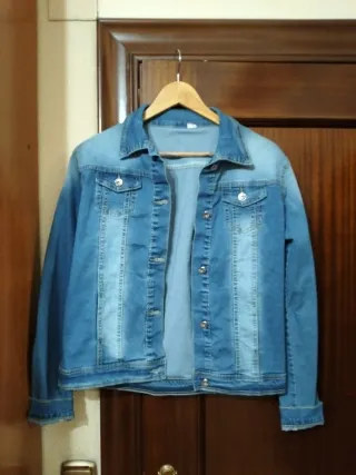Cazadora vaquera, talla M