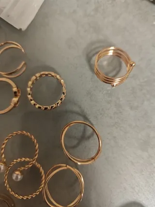 Lote 18 Anillos Bisutería Dorados