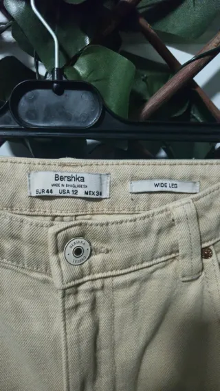 Pantalón Vaquero Largo Bershka (Wide Leg)