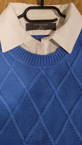 Jersey Primark azul y blanco Talla M