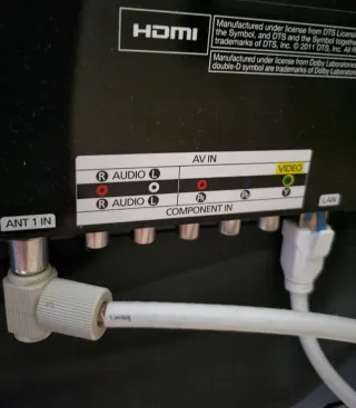 Samsung Smart TV 40" Full HD 3D Serie 8 para pared