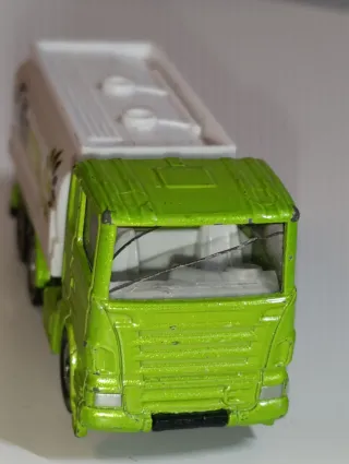 CAMION CISTERNA COMBUSTIBLE 1/64 SIKU