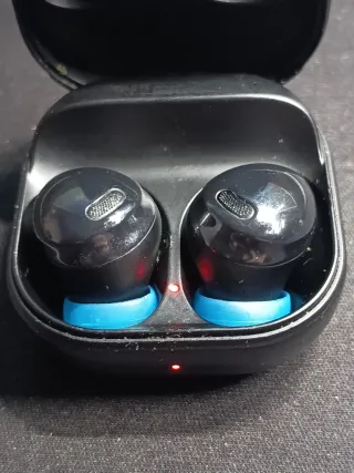 Samsung by AKG Negro