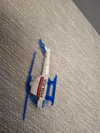 Modellini vintage: aereo, auto, elicottero