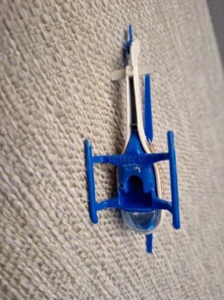 Modellini vintage: aereo, auto, elicottero